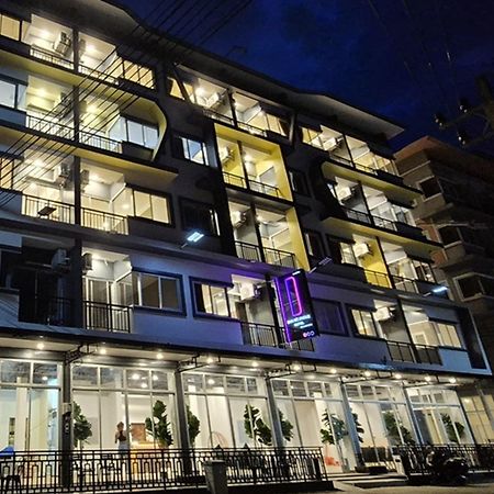 Diva Boutique Hotel Patong Buitenkant foto