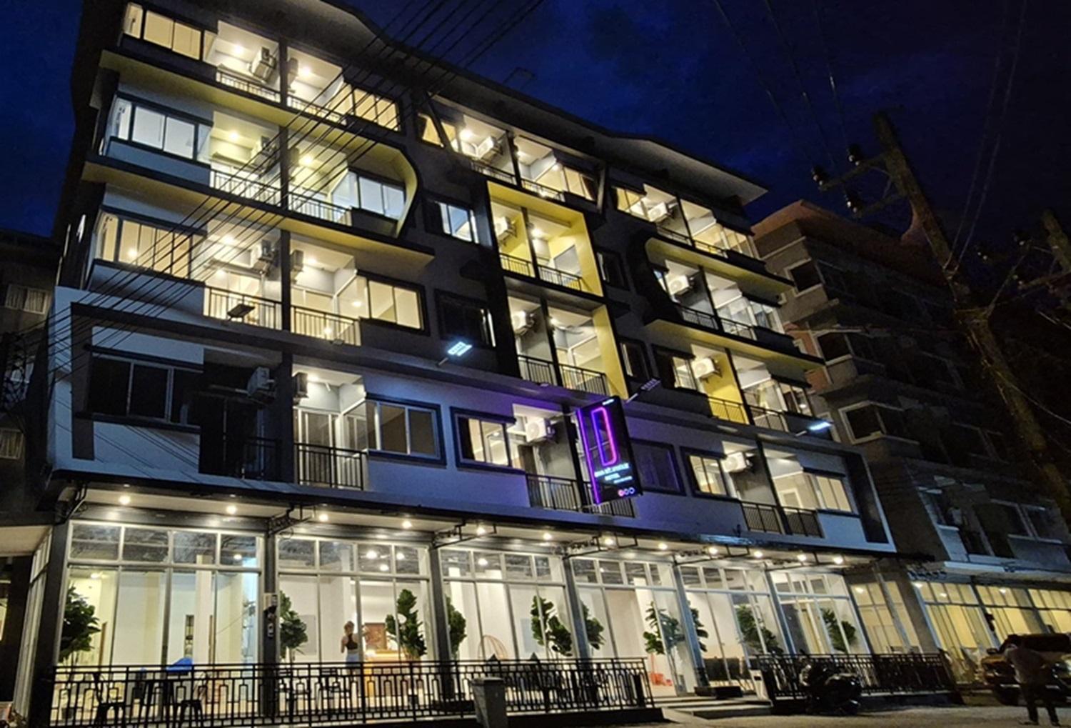 Diva Boutique Hotel Patong Buitenkant foto